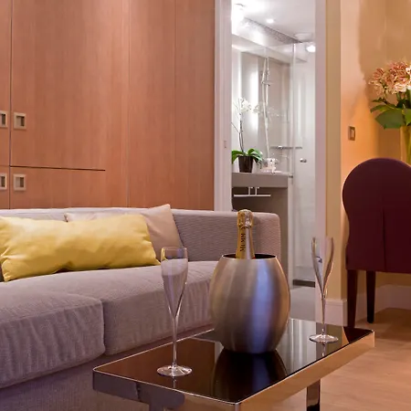 L'Edmond Hotel Parc Monceau Hotel 4*