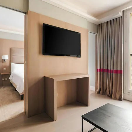 L'Edmond Hotel Parc Monceau 4* Parigi