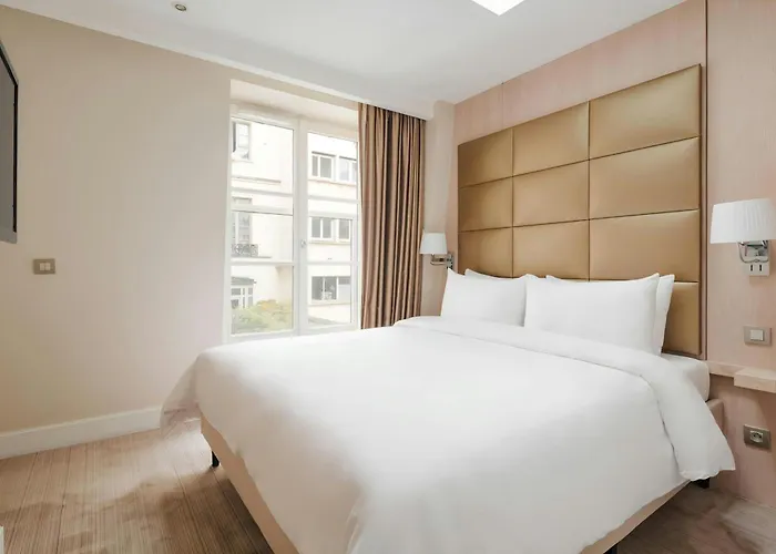 Sonder L'edmond Parc Monceau