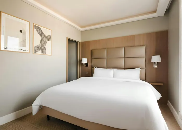 Sonder L'edmond Parc Monceau Отель