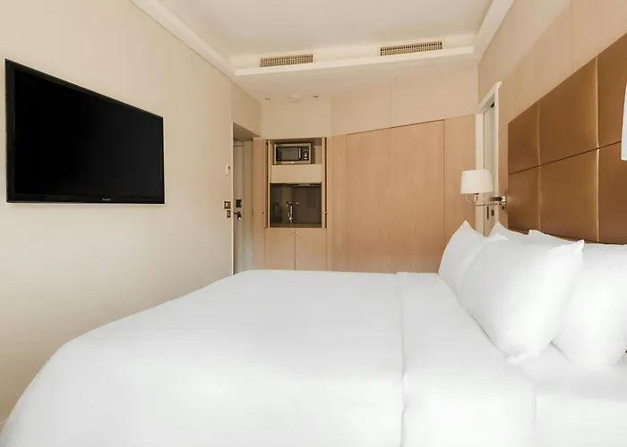 Sonder L'edmond Parc Monceau Отель 4*