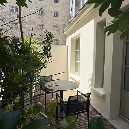 ホテル L'edmond Parc Monceau パリ