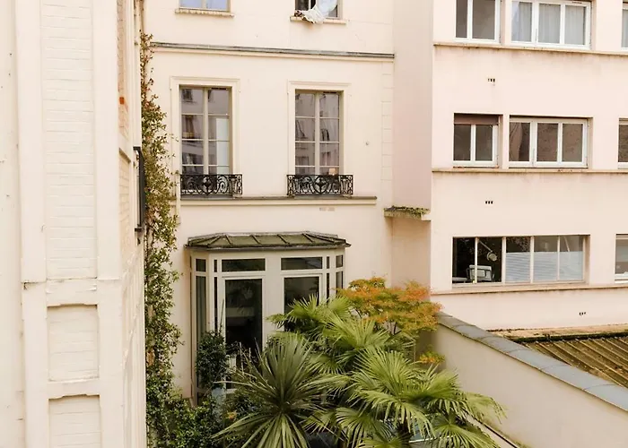 Sonder L'edmond Parc Monceau 4* Paryż