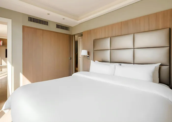 Sonder L'edmond Parc Monceau Hotel Paris