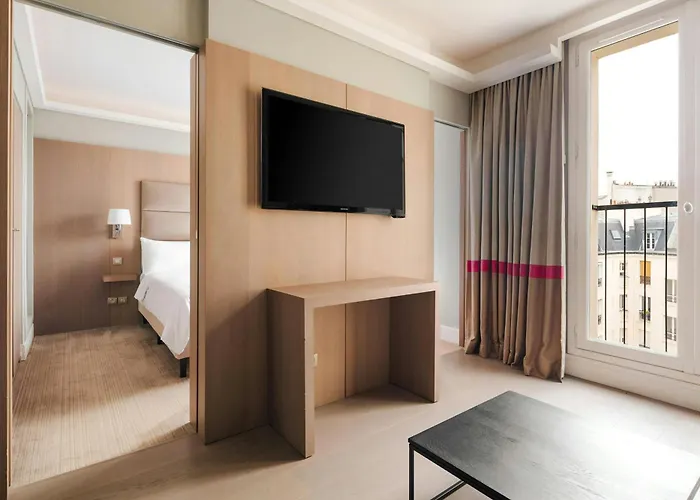 Sonder L'edmond Parc Monceau 4* פריז