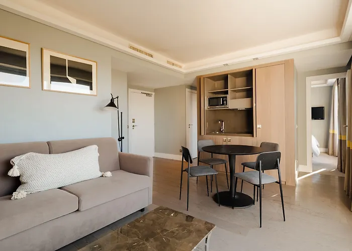 מלון Sonder L'edmond Parc Monceau 4*